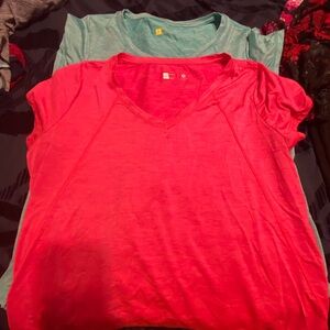 V-Neck T-Shirts in Pink and Teal